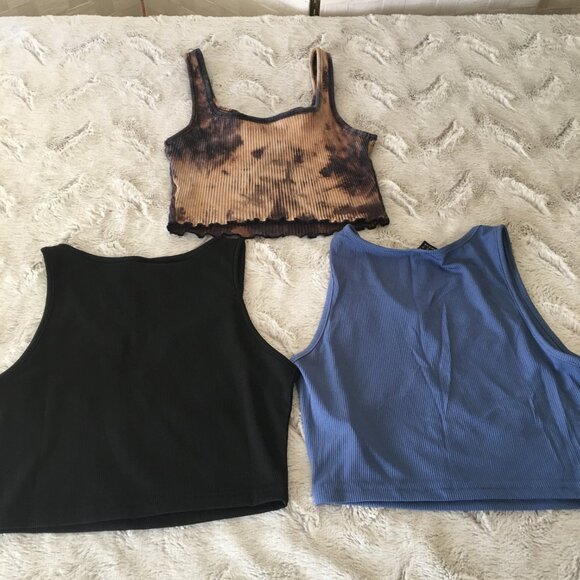 3 shein crop tops size small - Picture 6 of 6